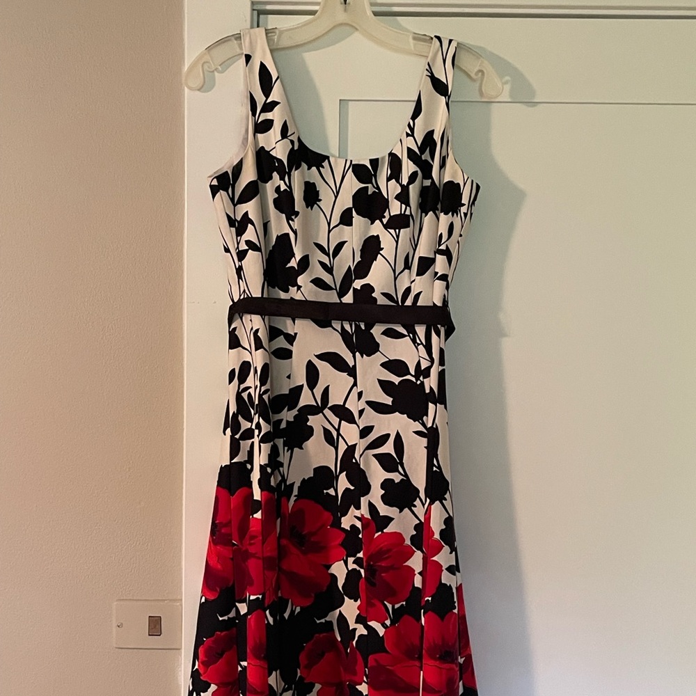 Jessica Howard summer tea length floral dress. Sz 6